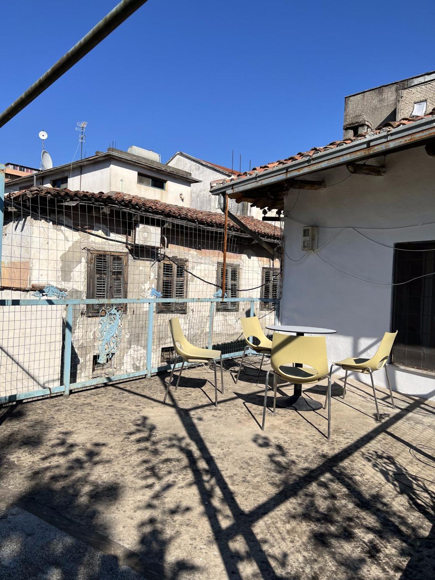 Onetwosleep Guesthouse Шкодер Екстер'єр фото