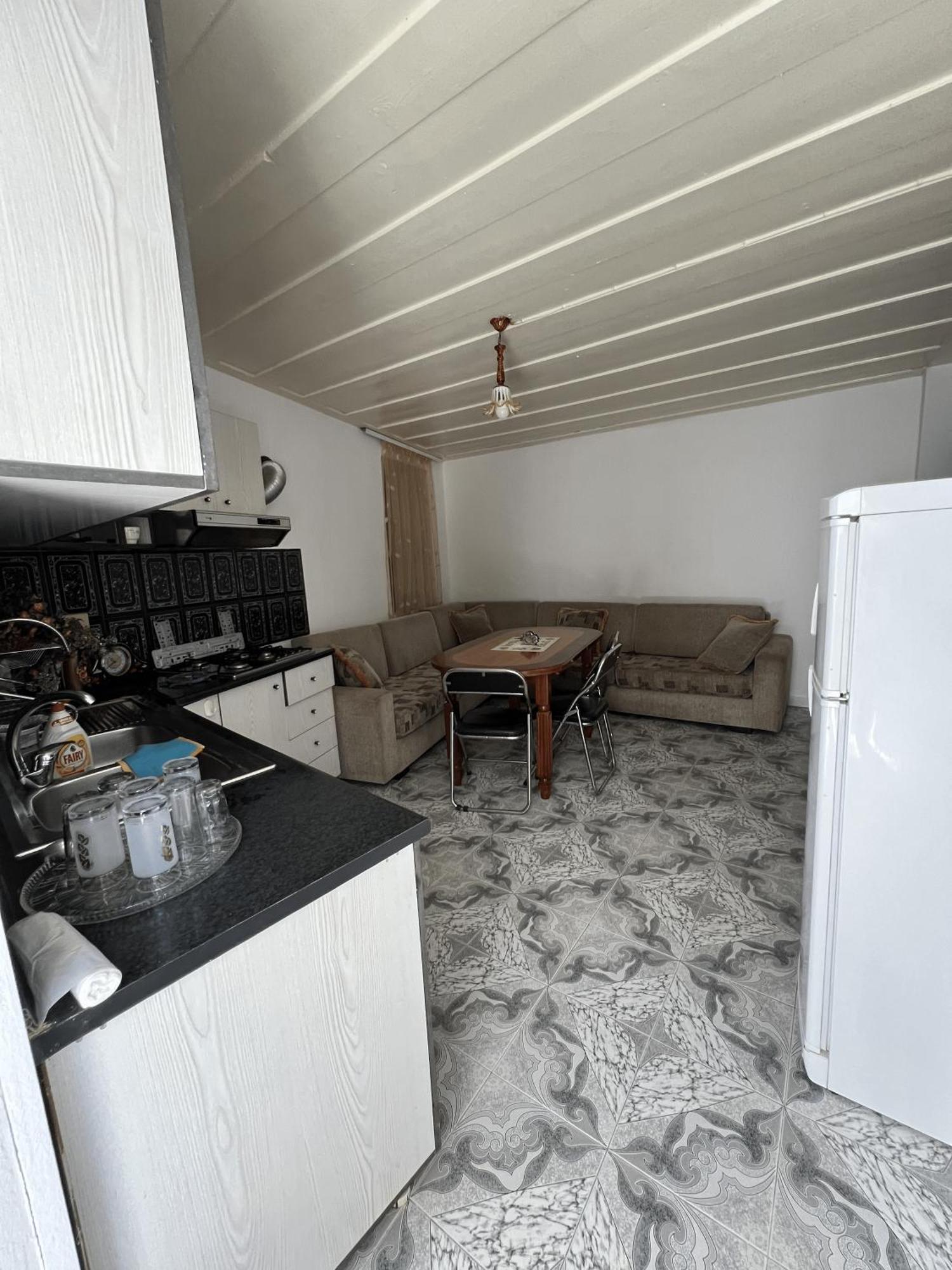 Onetwosleep Guesthouse Шкодер Екстер'єр фото